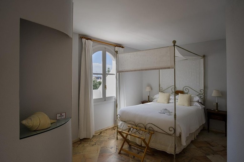 Hostal Mikasa Agua Amarga & Spa