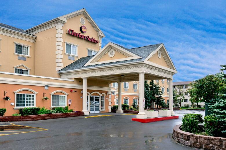 Hotel Clarion Suites Downtown Anchorage