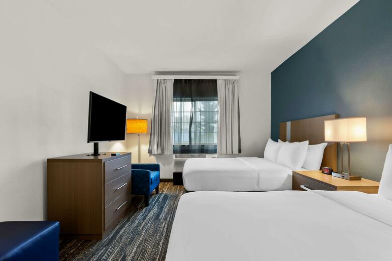 Hotel Clarion Suites Downtown Anchorage