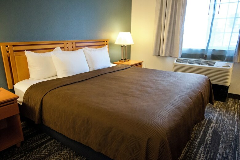Hotel Clarion Suites Downtown Anchorage