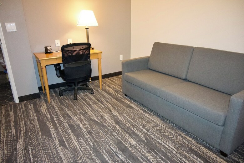 Hotel Clarion Suites Downtown Anchorage