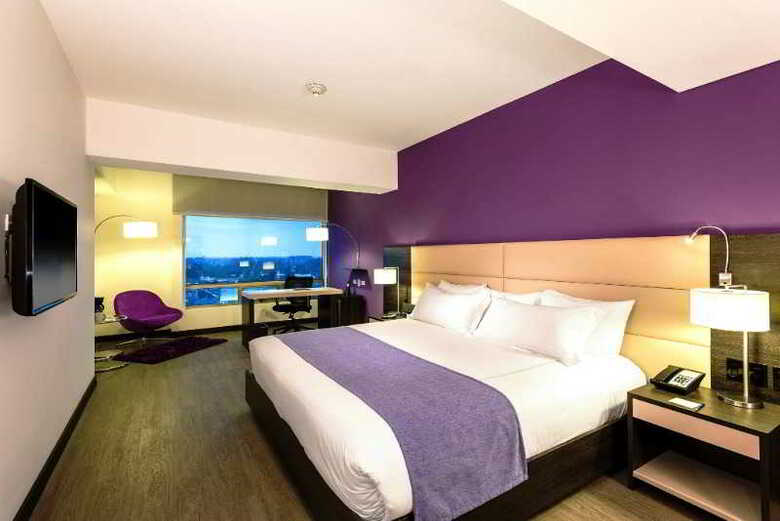 Hotel NH Bogot� Urban 26 Royal