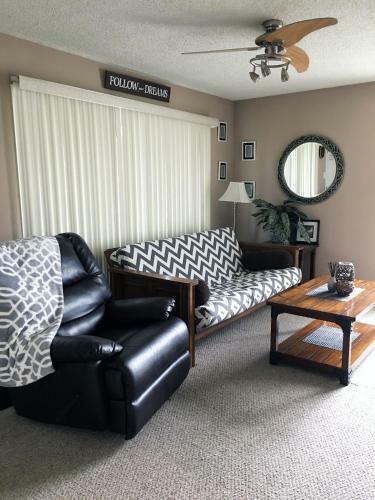 Hotel Anchorage Uptown Suites