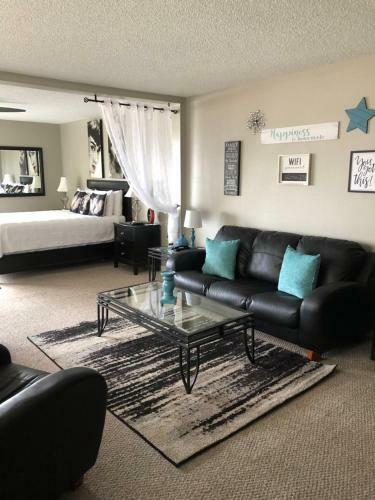 Hotel Anchorage Uptown Suites