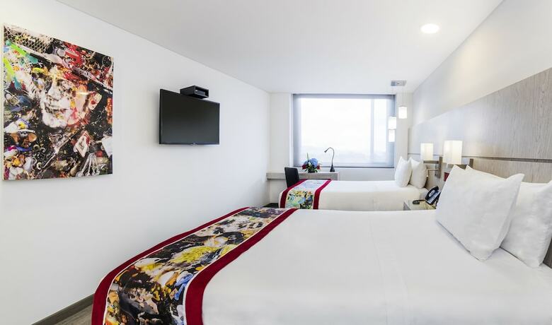 Hotel Black Tower Premium
