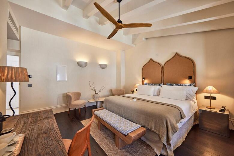 Puro Grand Hotel