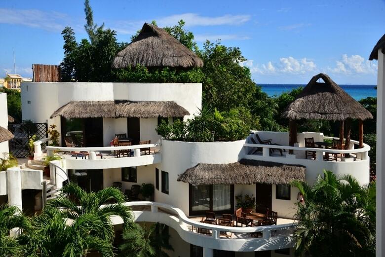 Hotel Blue Palms