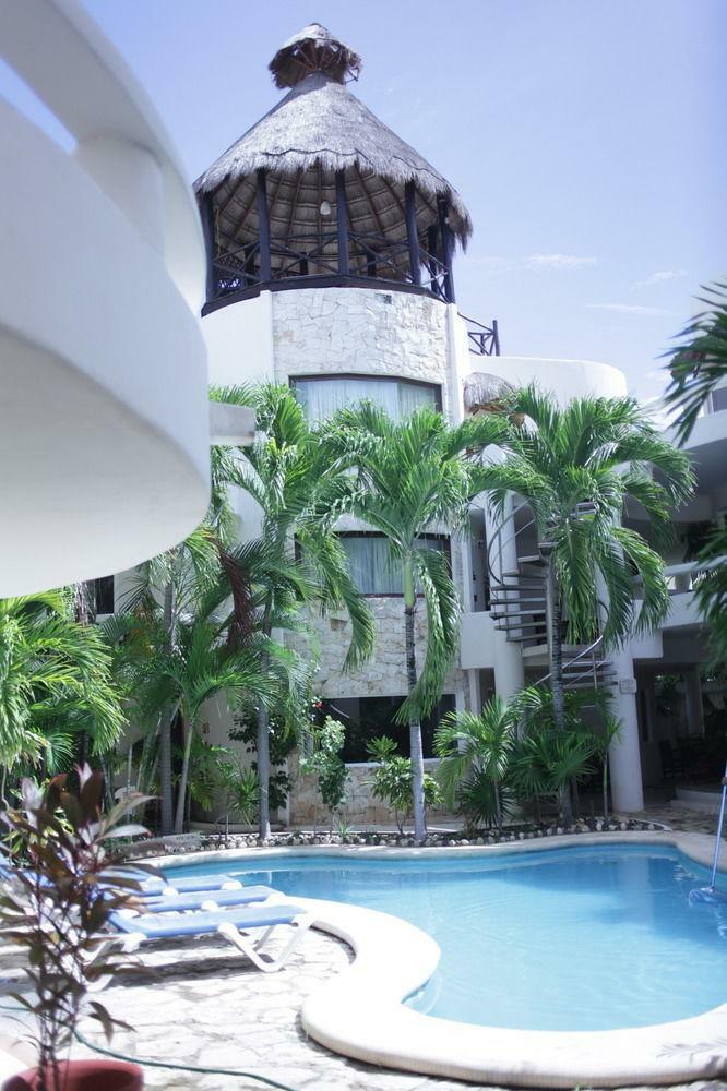 Hotel Blue Palms
