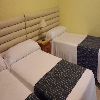 Hostal Cuatro Ca�os