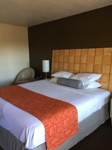 Motel Howard Johnson Inn - Flagstaff