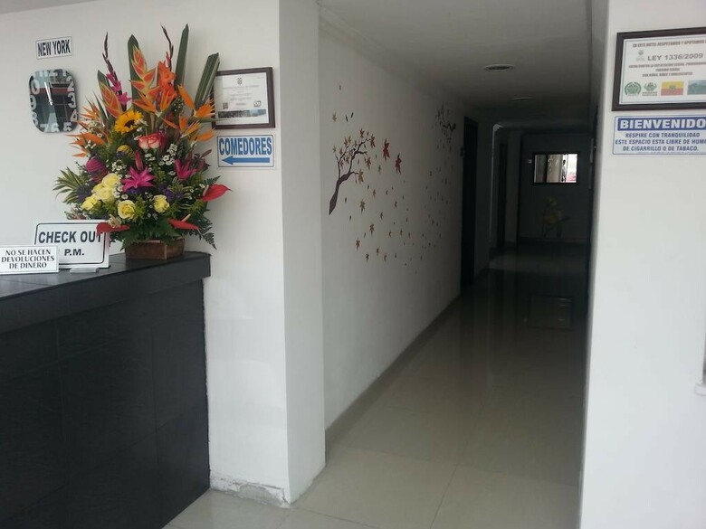 Hotel Feria Nova