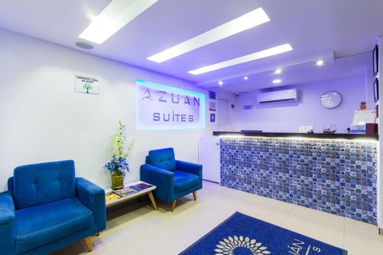 Azu�n Suites Hotel