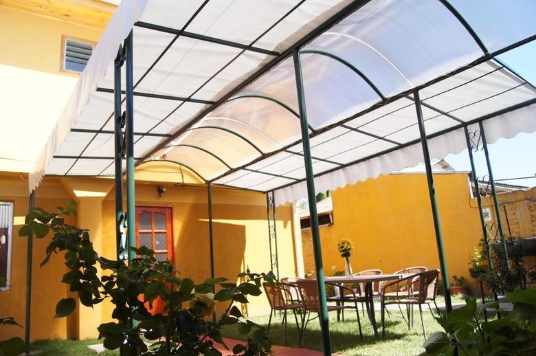 Hostal Tierra Noble Bed & Breakfast