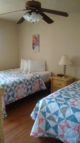 Hotel Hidden Palms Resort & Condominiums