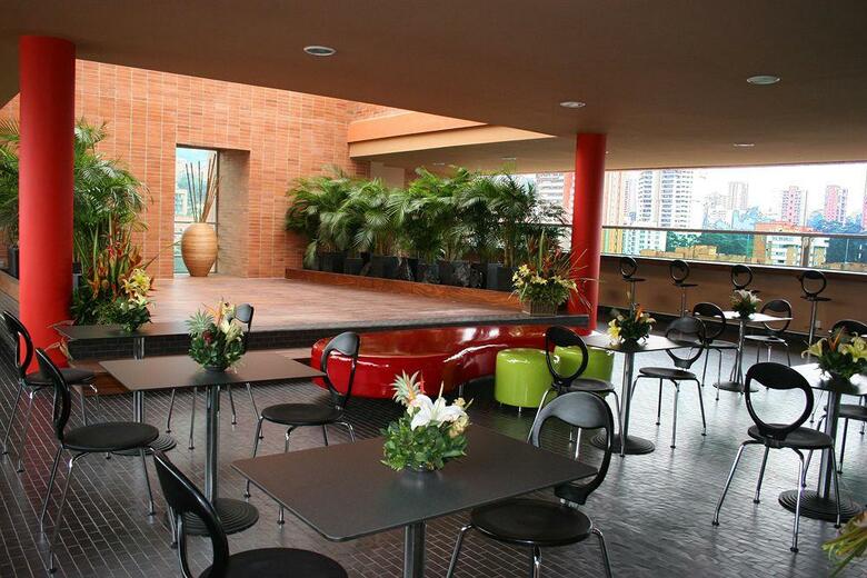 Hotel Holiday Inn Express & Suites Medellin
