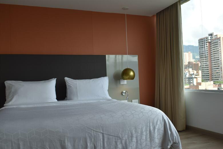 Hotel Holiday Inn Express & Suites Medellin