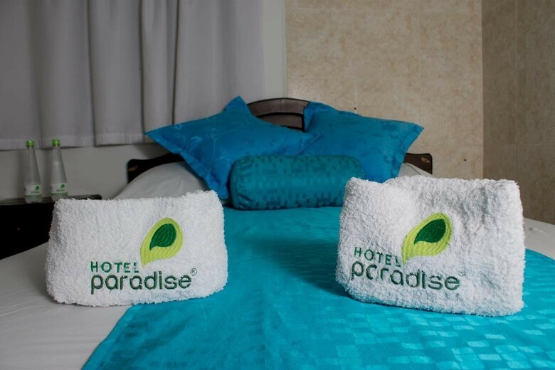 Hotel Paradise La 33