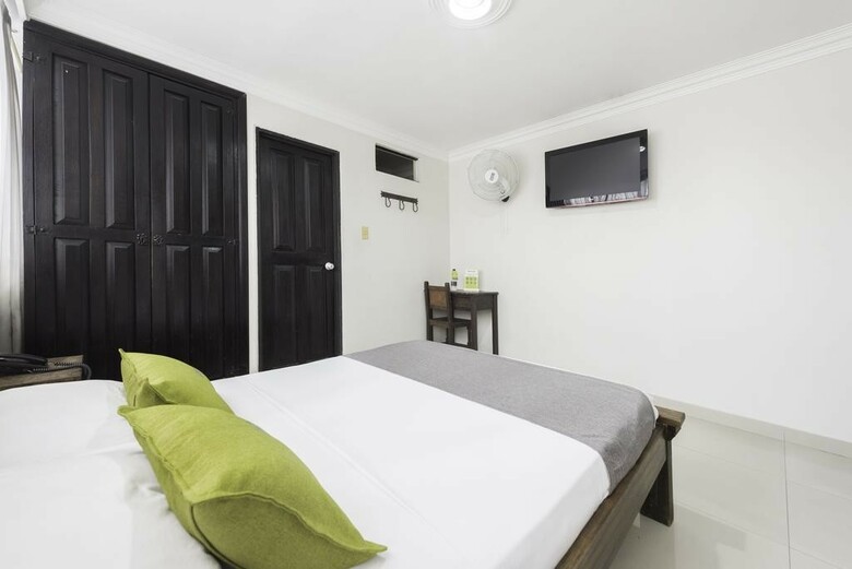 Ayenda 1120 Hotel Comercial