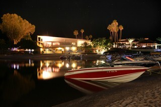 Hotel The Nautical Beachfront Resort