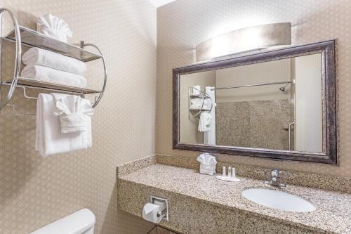 Hotel Baymont Inn & Suites Mesa Downtown