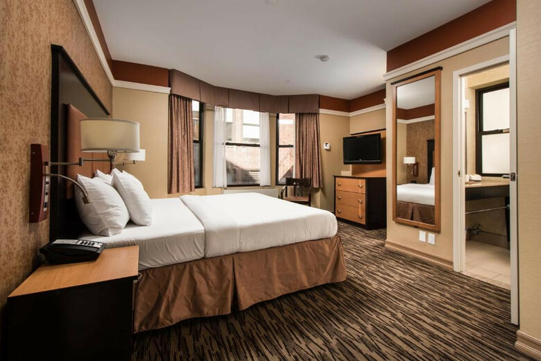 The Hotel @ Fifth Avenue
