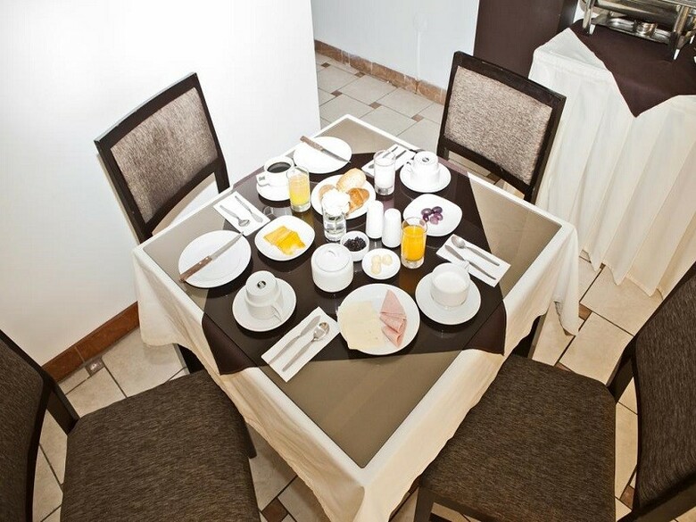 Hotel Polo Corporativo