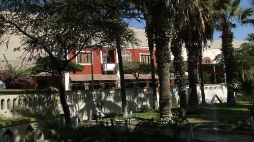 Hostal Huacachina Sunset