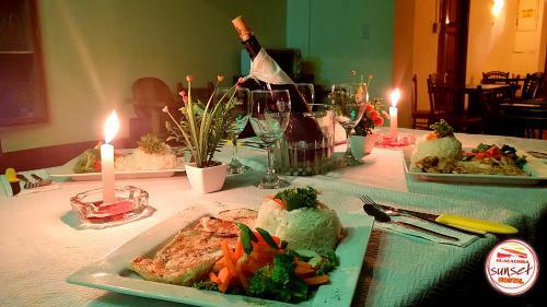 Hostal Huacachina Sunset