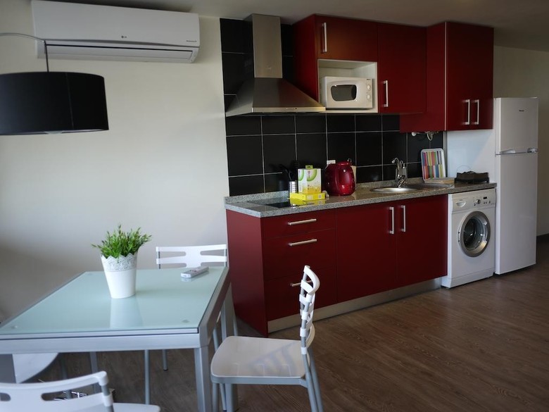 La Portuguesa Apartments