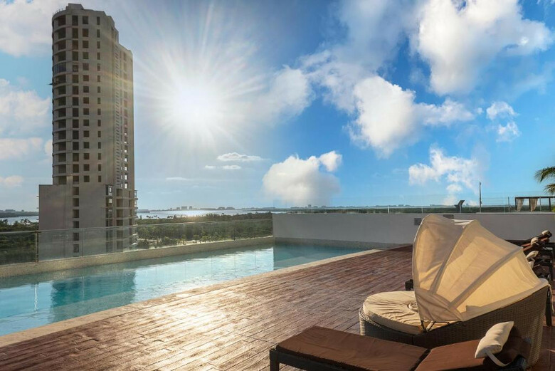 Aparthotel Suites Malecon Cancun