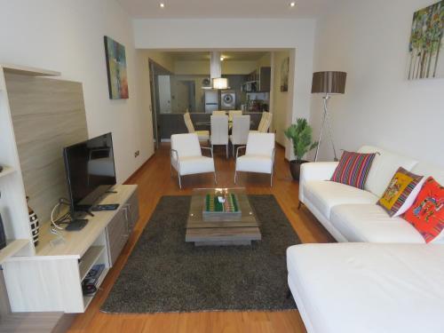 Spacious Apartment In Miraflores