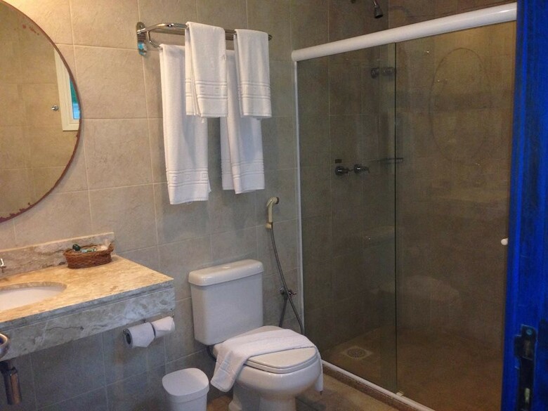 Hostal Farol De Itapu� Praia Hotel