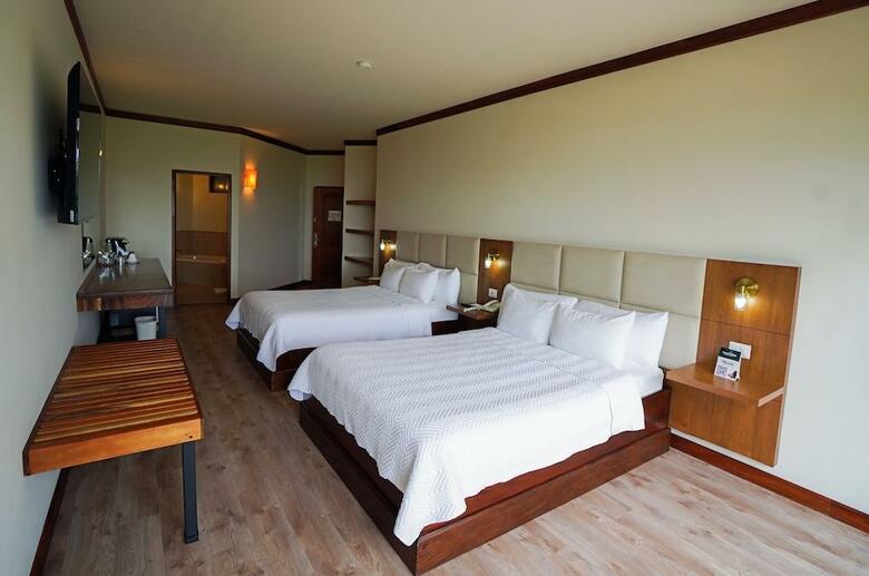 Hotel El Establo
