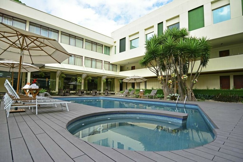 Autentico Hotel