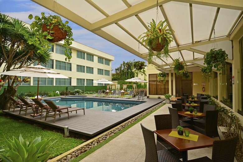 Autentico Hotel