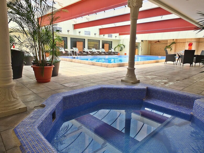 Hotel Holiday Inn San Jose-aurola