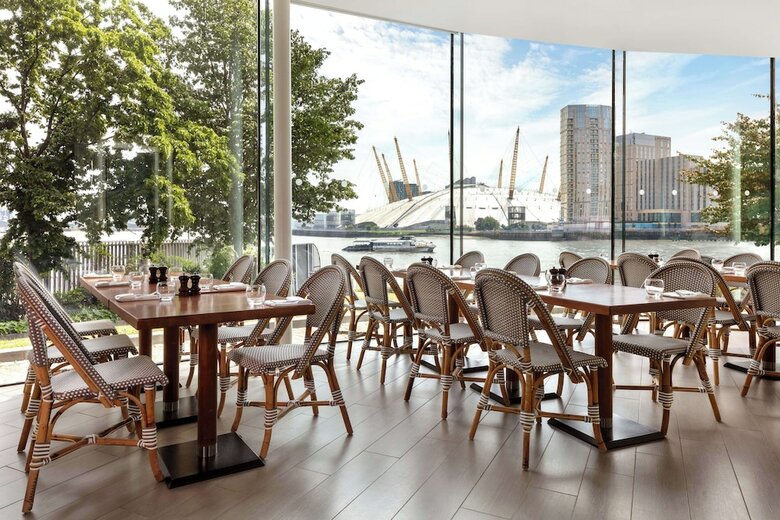 Hotel Radisson Blu Edwardian New Providence Wharf