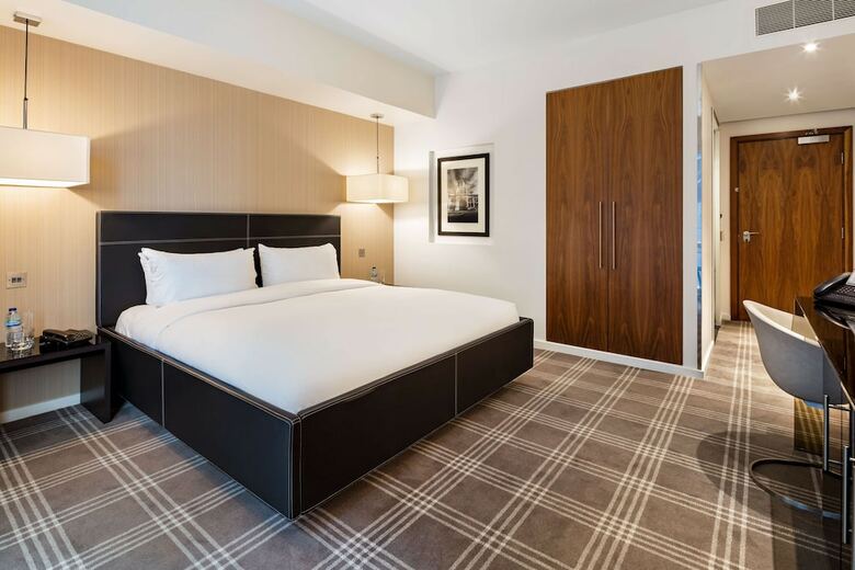 Hotel Radisson Blu Edwardian New Providence Wharf
