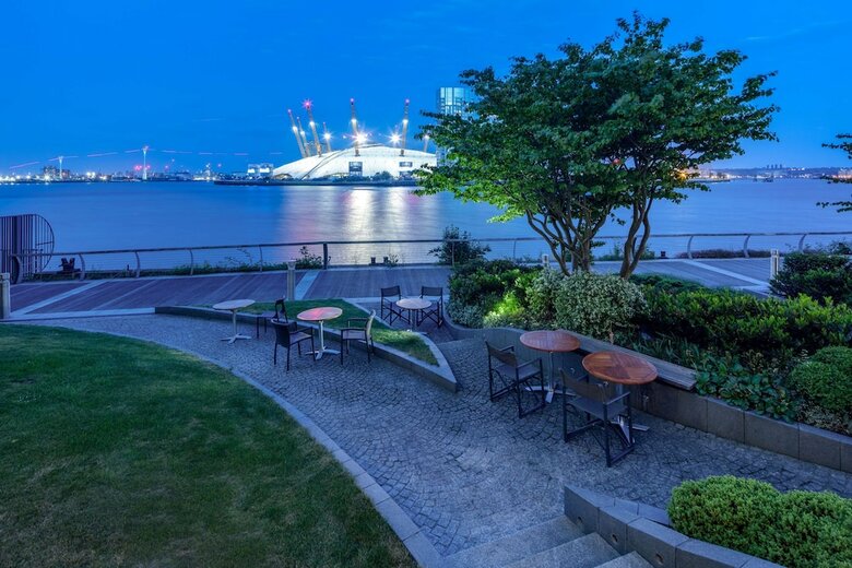 Hotel Radisson Blu Edwardian New Providence Wharf