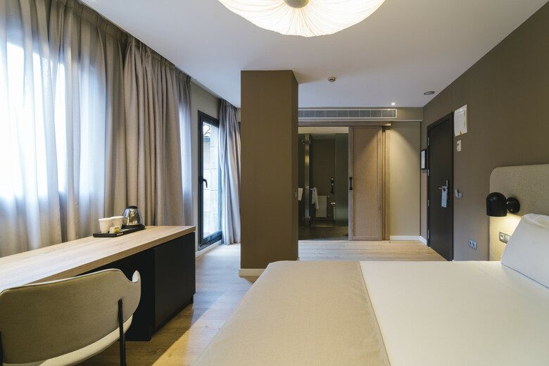 Hotel Barcel� Oviedo Cervantes