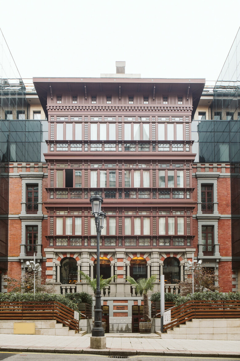 Hotel Barcel� Oviedo Cervantes