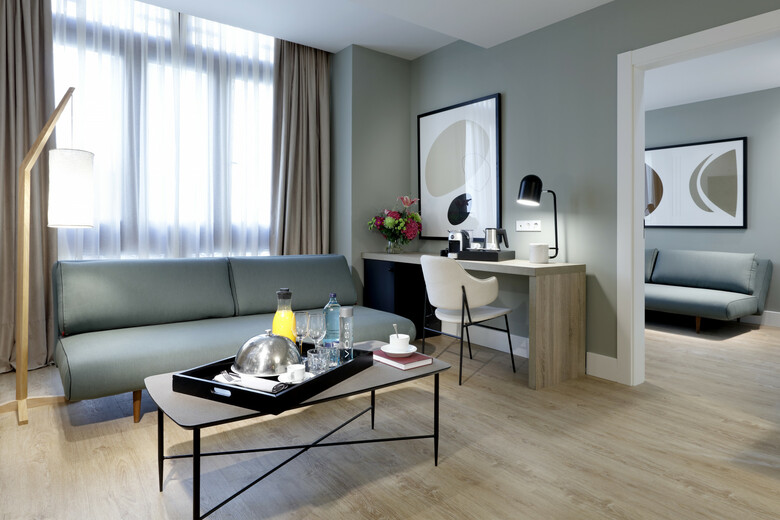 Hotel Barcel� Oviedo Cervantes