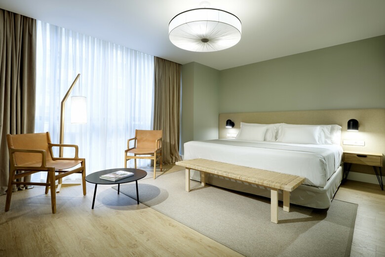 Hotel Barcel� Oviedo Cervantes