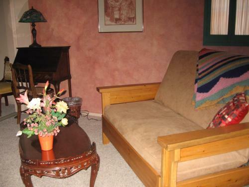 Mon Ami Bed And Breakfast