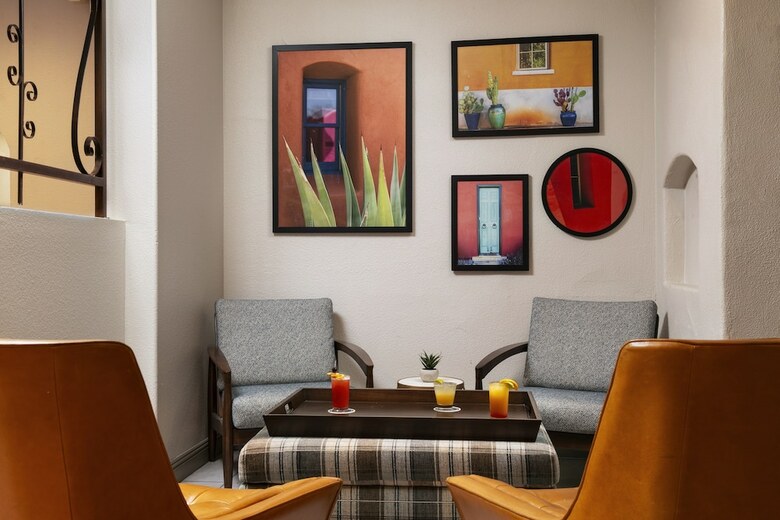Hotel Four Points By Sheraton Tucson Airport