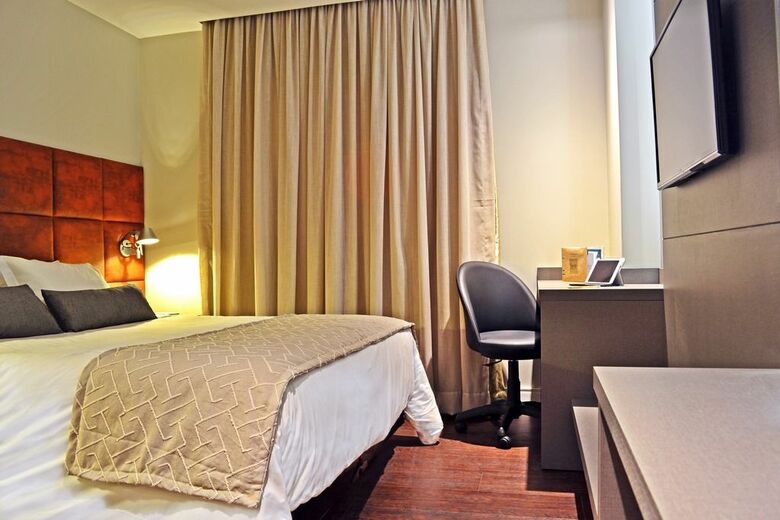 Hotel Slaviero Conceptual Brut