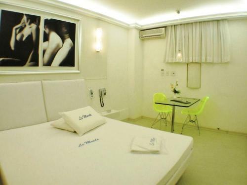 Hotel Motel Le Monde - Adults Only