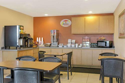 Hotel Super 8 Motel Grant Road