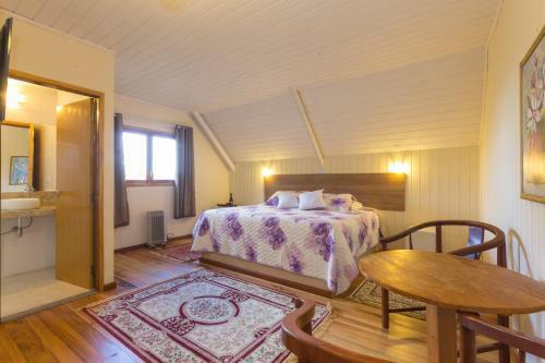 Hostal Pousada Villa Hegus