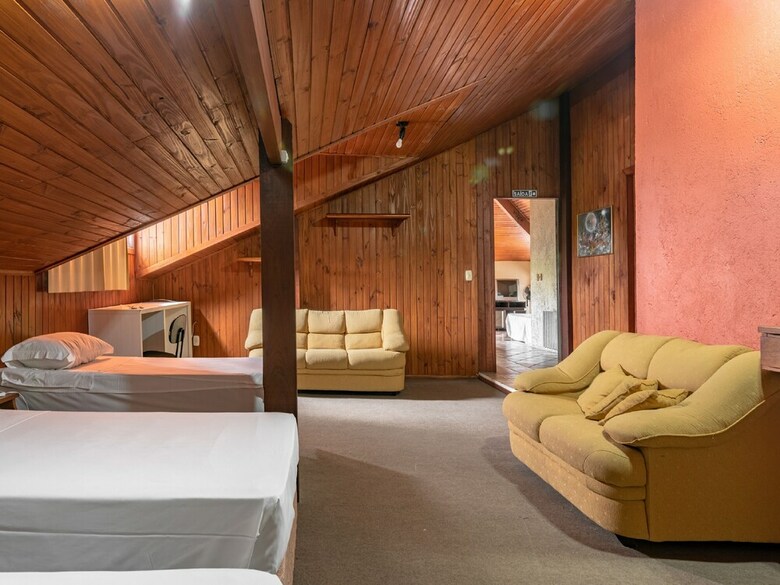 Hostal Pousada Canela
